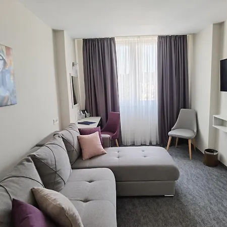 Hotel Fontana 4*