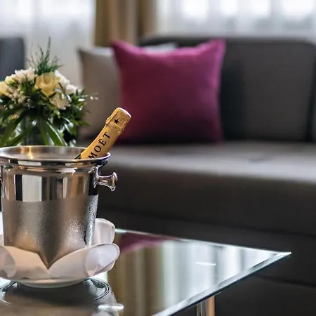 Fontana Hotel 4*