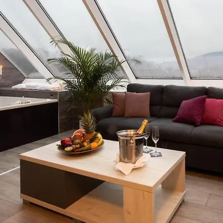Fontana Hotel 4*