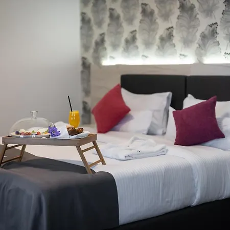 Fontana Hotel 4*